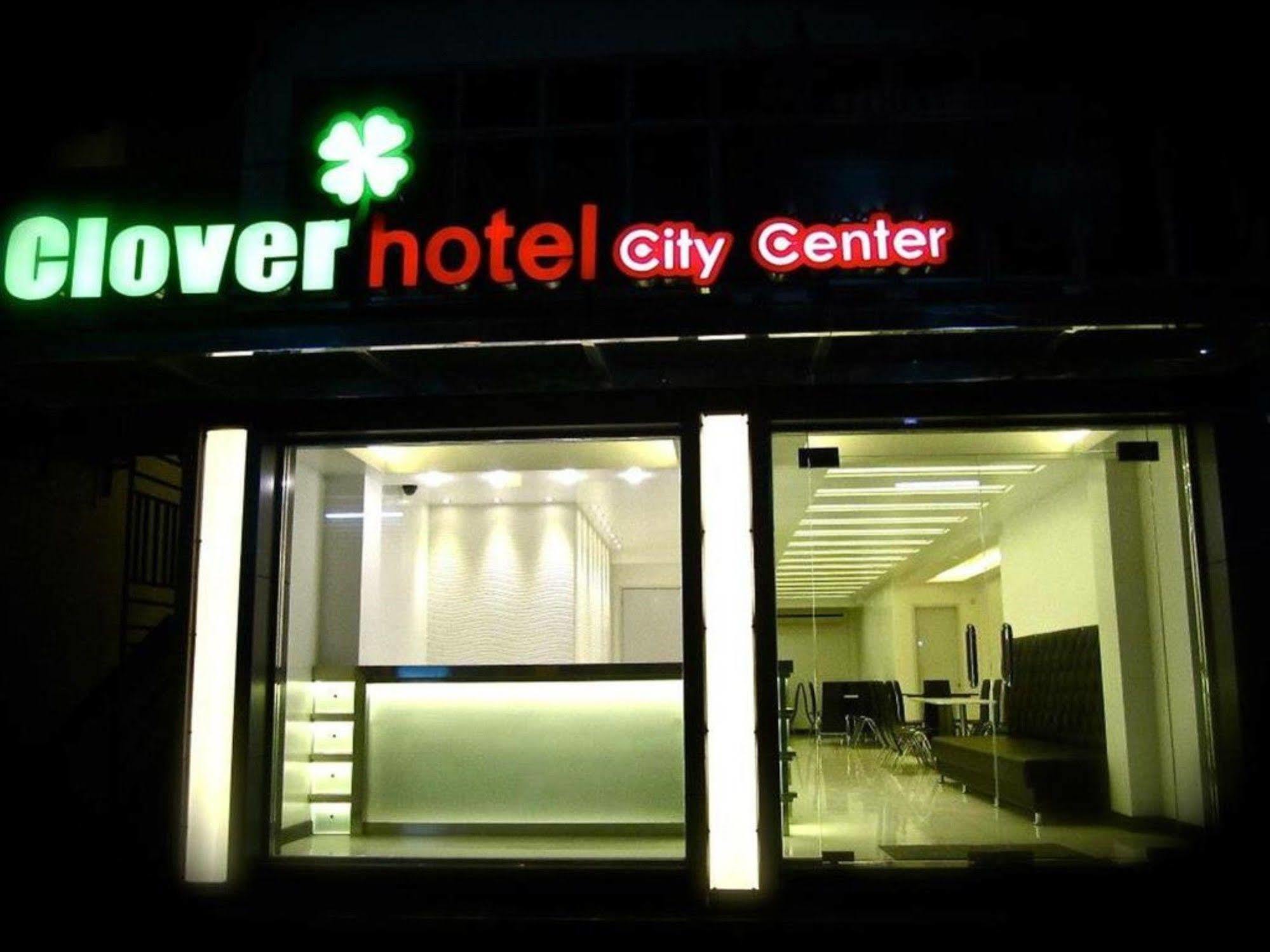 Clover City Center Hotel Yangón Exterior foto